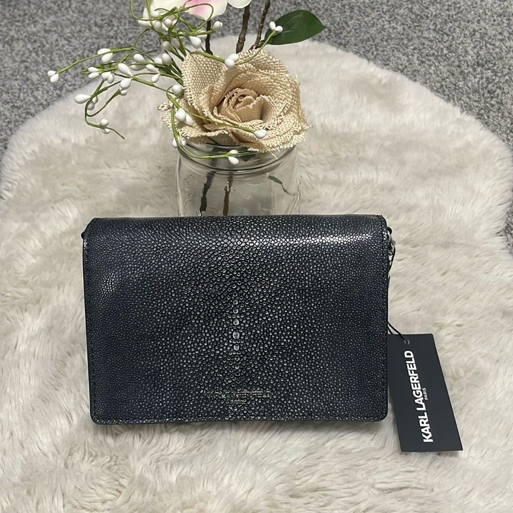 ✨ Karl Lagerfeld Connie Crossbody Purse✨